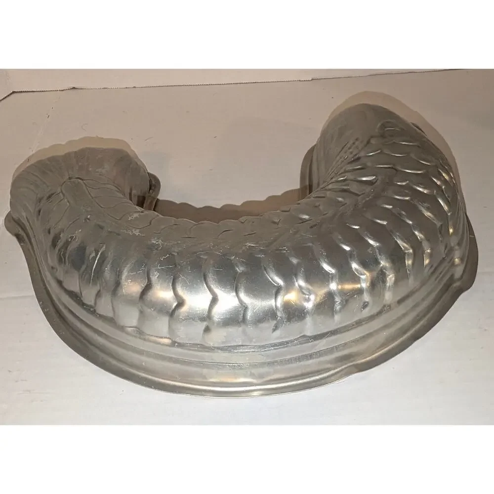 Vintage Mirro Aluminum Fish Mold 725M 12 Inch